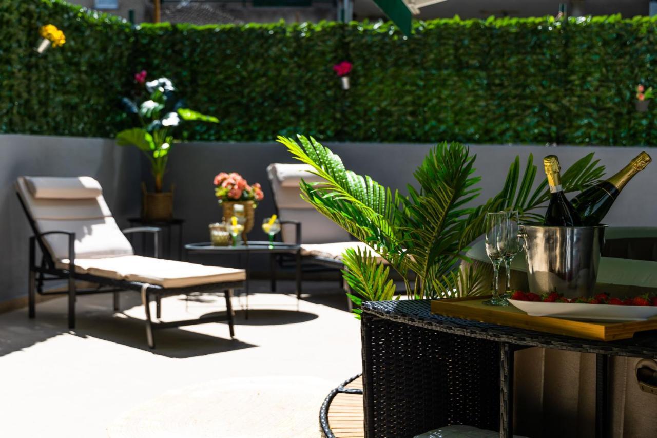 Oasis Luxury Apartment With Terrarce And Jacuzzi สปลิท ภายนอก รูปภาพ