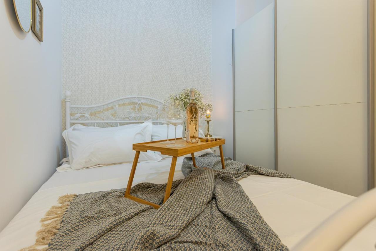 Oasis Luxury Apartment With Terrarce And Jacuzzi สปลิท ภายนอก รูปภาพ