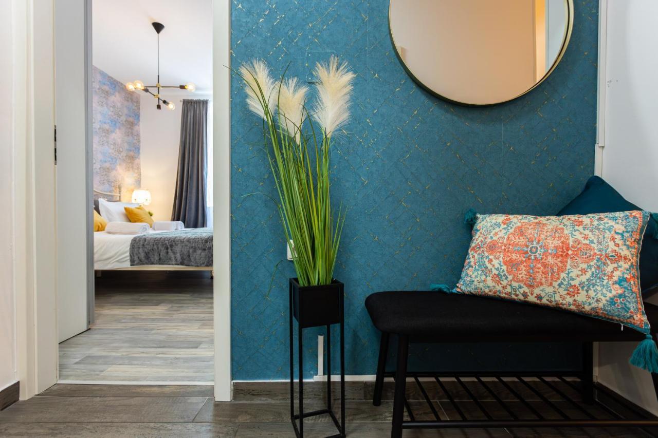 Oasis Luxury Apartment With Terrarce And Jacuzzi สปลิท ภายนอก รูปภาพ