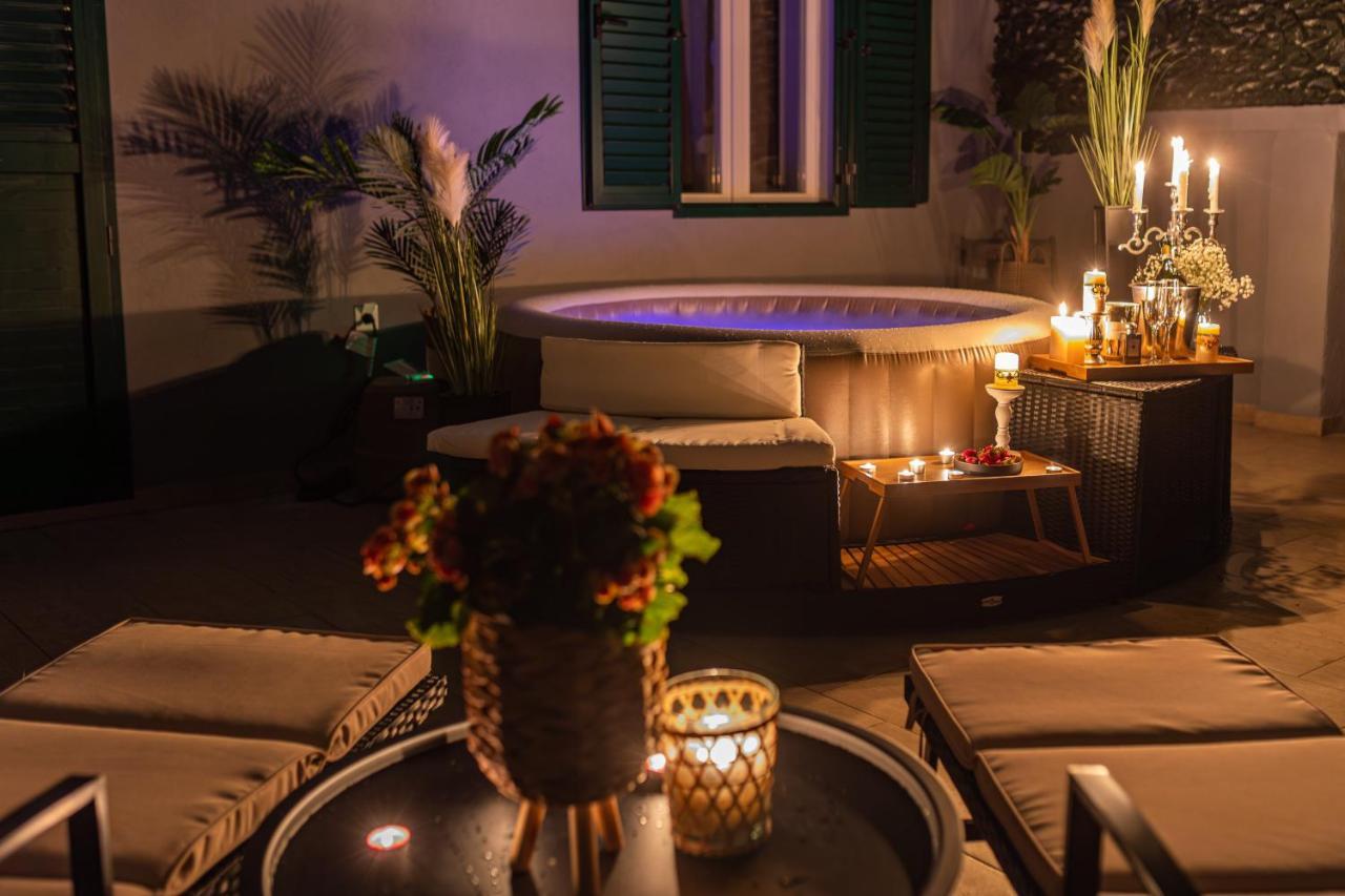 Oasis Luxury Apartment With Terrarce And Jacuzzi สปลิท ภายนอก รูปภาพ